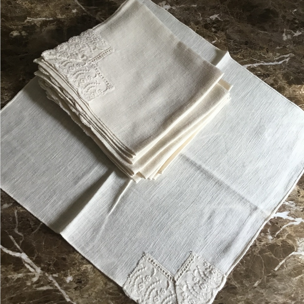 Napkins - Picture 3 of 5